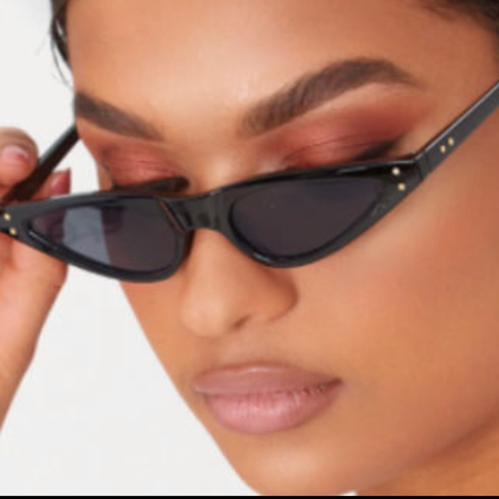 Skinny Sunnies! Red, Black, Brown & White Look!! - Picture 8 of 9